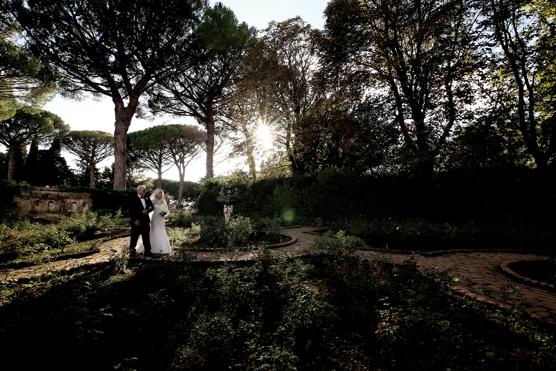 Symbolic Wedding in Valpolicella at the enchanting Villa Mosconi Bertani